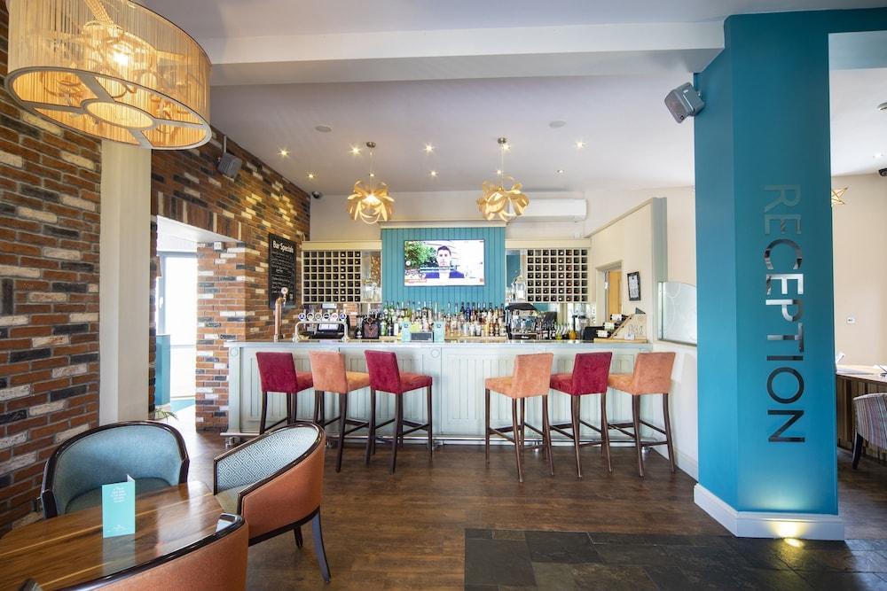 The Inn Hotel Bar And Restaurant Saint Helier Exterior photo