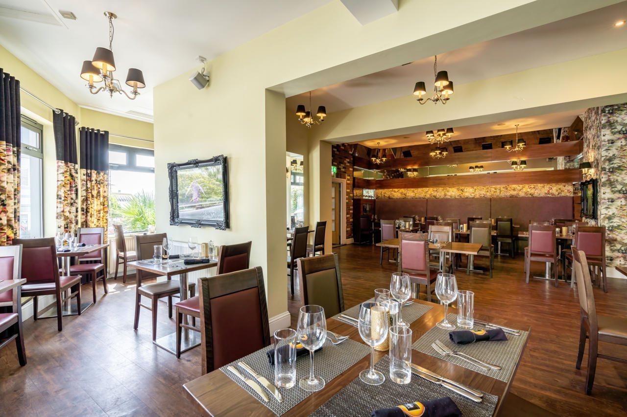 The Inn Hotel Bar And Restaurant Saint Helier Exterior photo